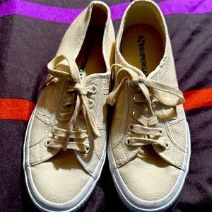 Cream / white superga women’s shoes